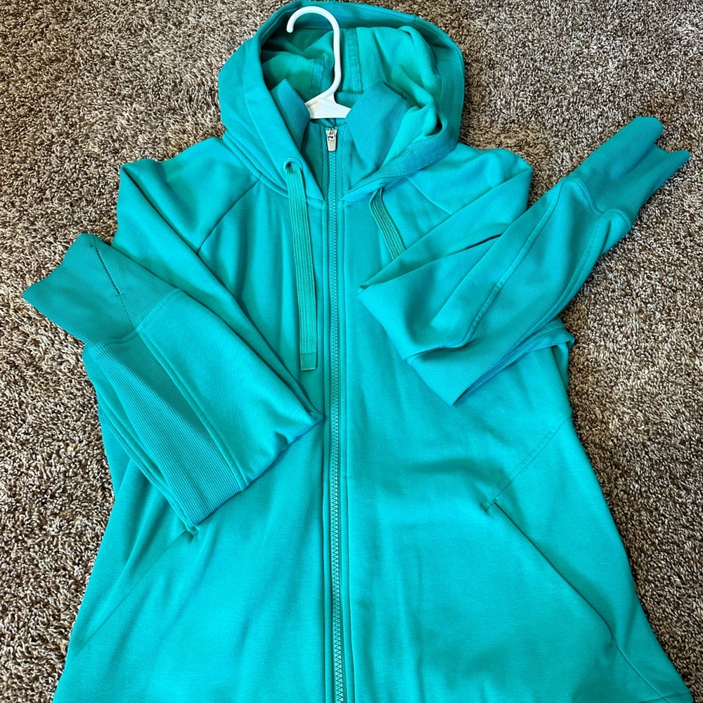 ATHLETA TRIUMPH HOODIE
